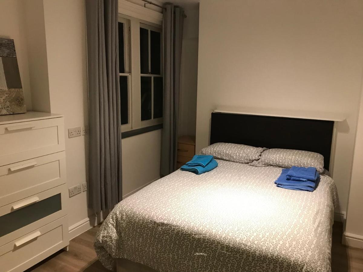 West Kensington 3 Bedroom Apartment Лондон Экстерьер фото